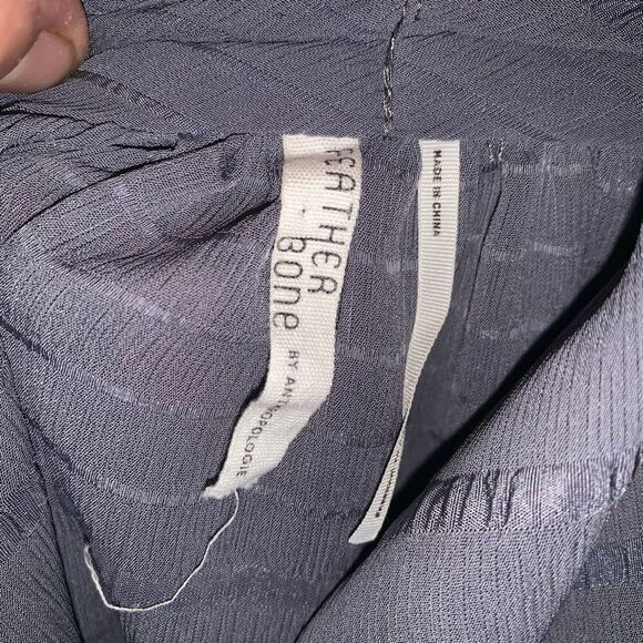 Featherbone Anthropologie Marietta purple M flowy button down top - Picture 3 of 3